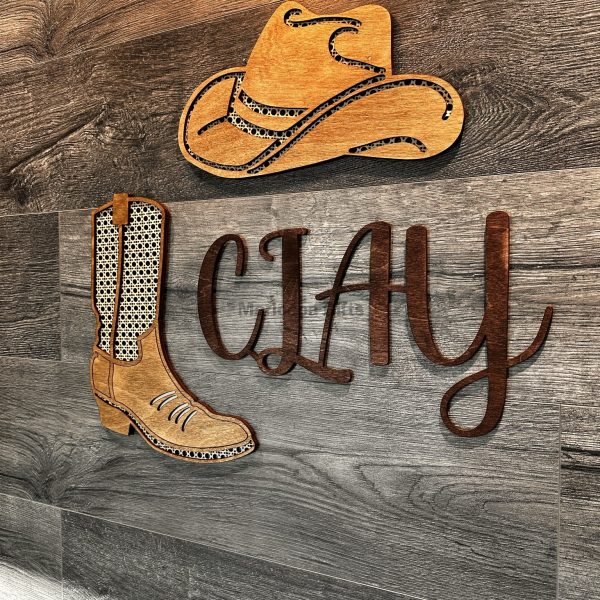 Cowboy hat and boot rattan decor - Image 3